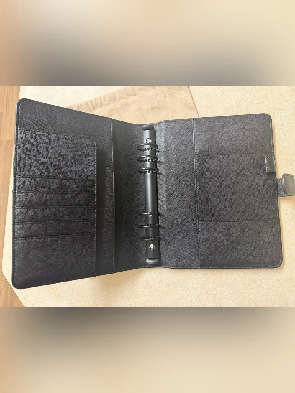 The Aesthetic Dollar A5 Blackout Binder